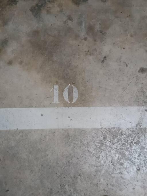 Appartamento Duplex Con Piscina En Rubí Esterno foto