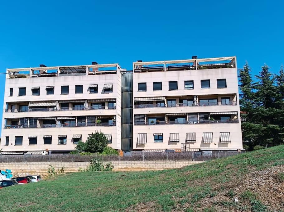 Appartamento Duplex Con Piscina En Rubí Esterno foto