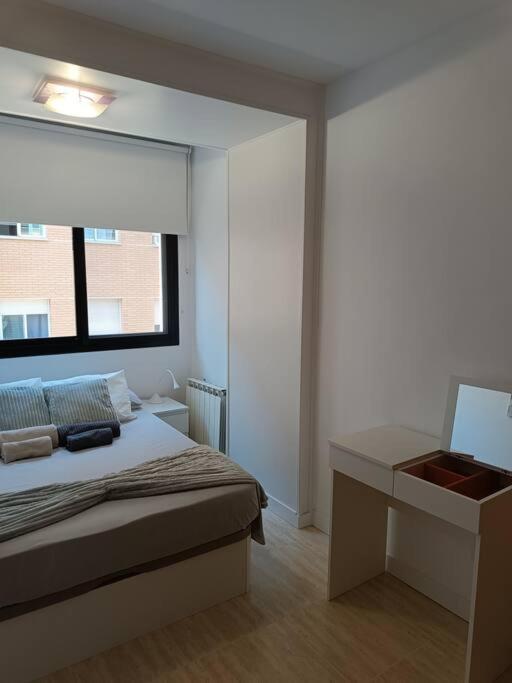 Appartamento Duplex Con Piscina En Rubí Esterno foto