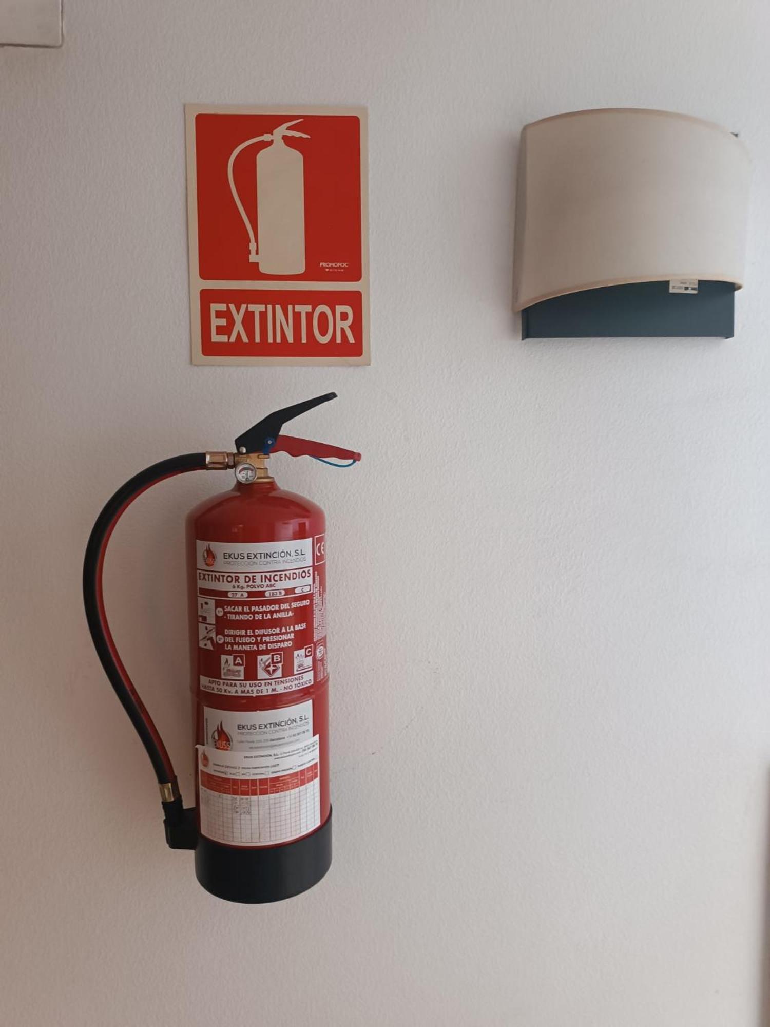 Appartamento Duplex Con Piscina En Rubí Esterno foto
